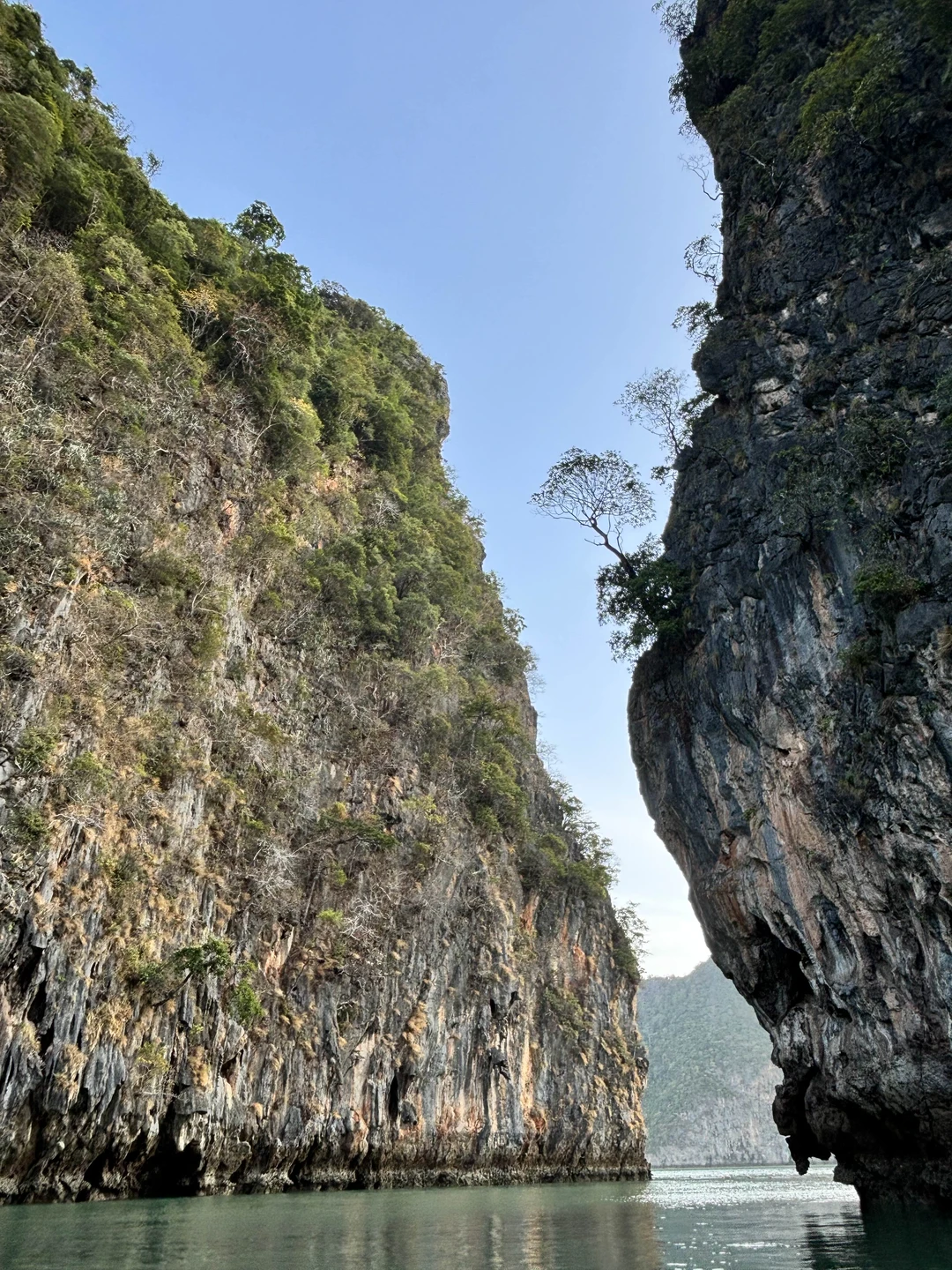 Прекрасная экскурсия! Виды просто сногсшибательные! Очень концентрированно и интересно. Не поленитесь отправиться до рассвета, это того