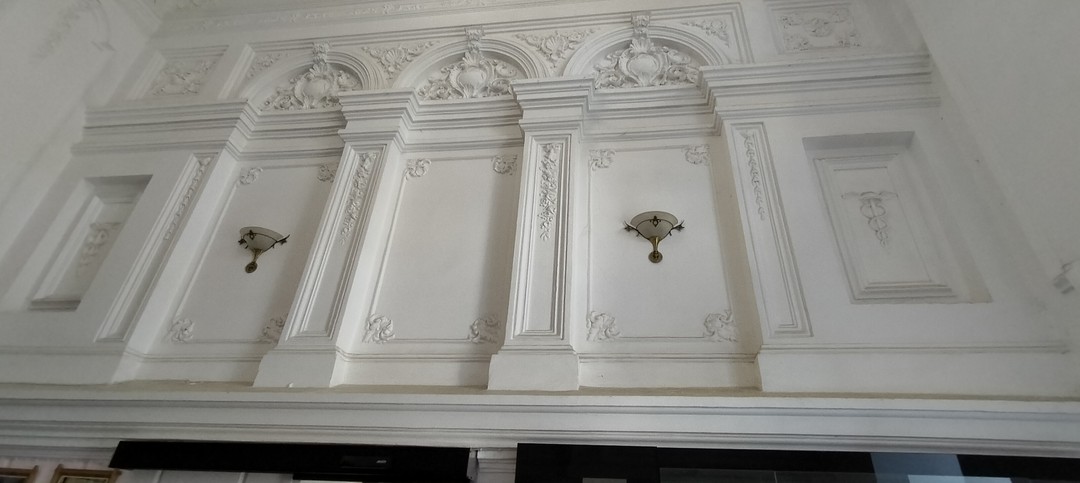 Прекрасная экскурсия,замечательная подача информации. Надежда чудесный,эрудированный,с тонким чувством юмора и знающий свое дело Экскурсовод. Именно с