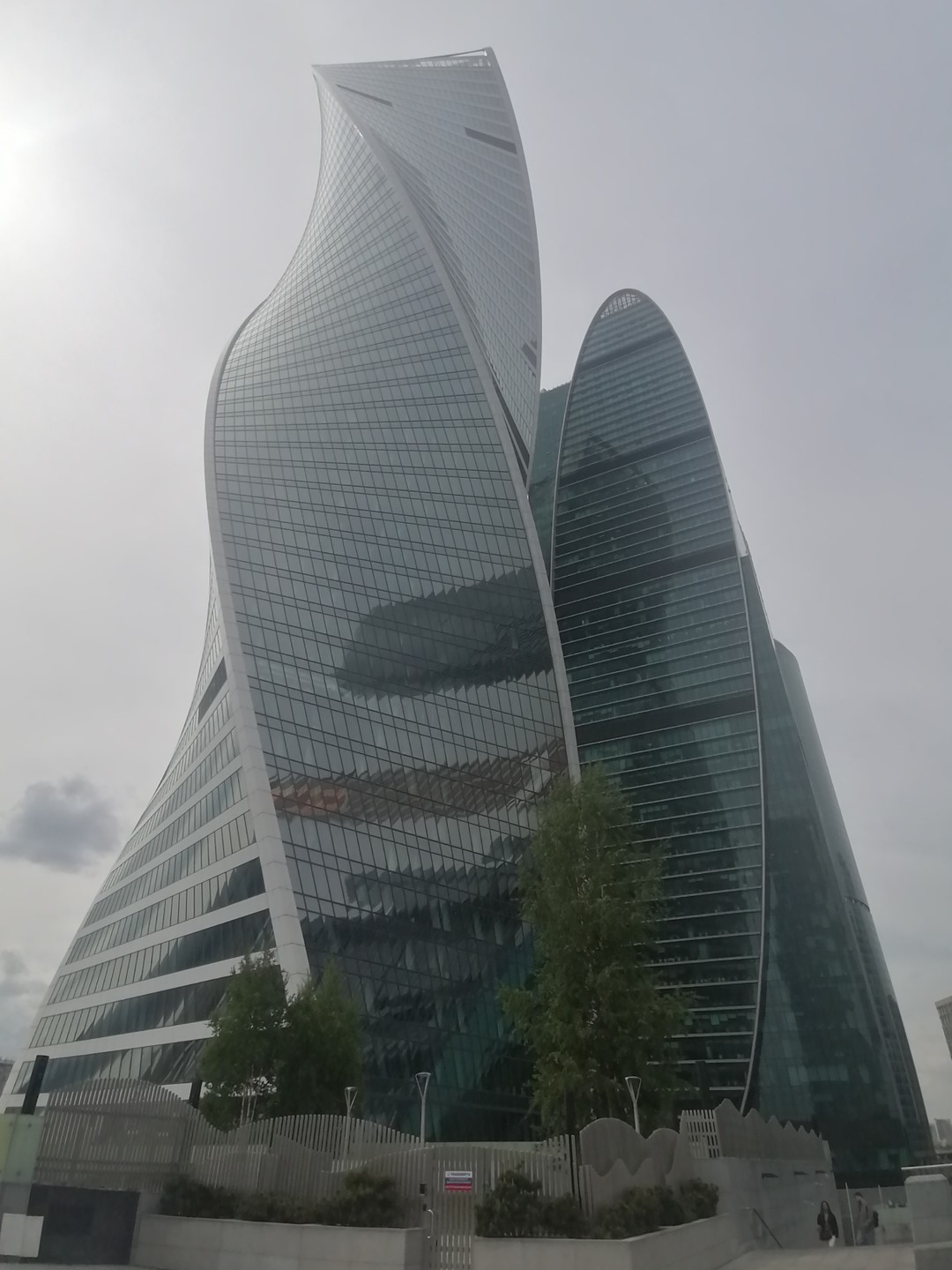 Очень интересно, позновательно, много нового узнала, подача не скучная, информация полезная, советую. Спасибо Юлии🍀