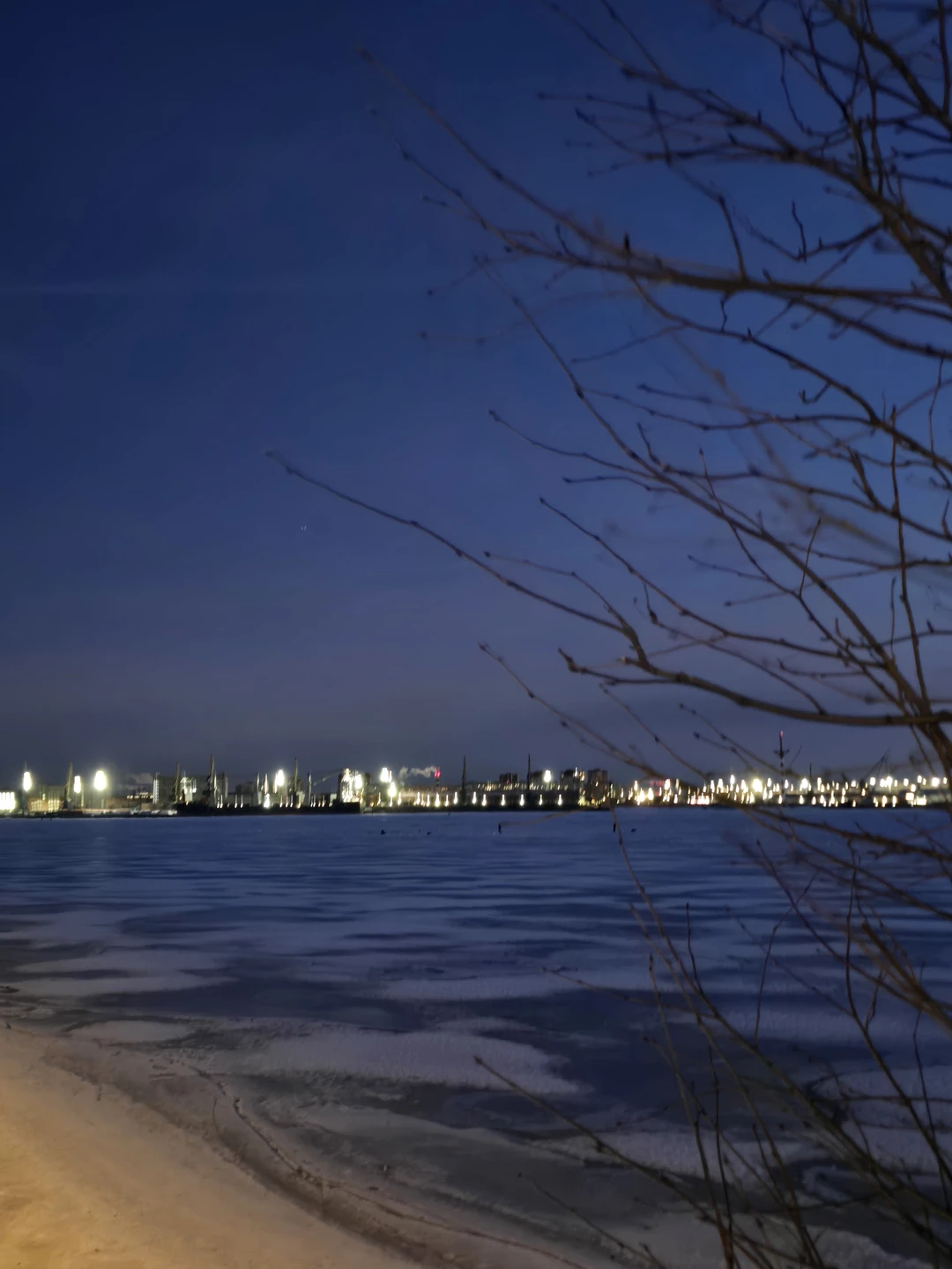 Прекрасная экскурсия по вечернему Санкт-Петербургу, которую обязательно всем рекомендую) На высшем уровне все начиная от комфортного