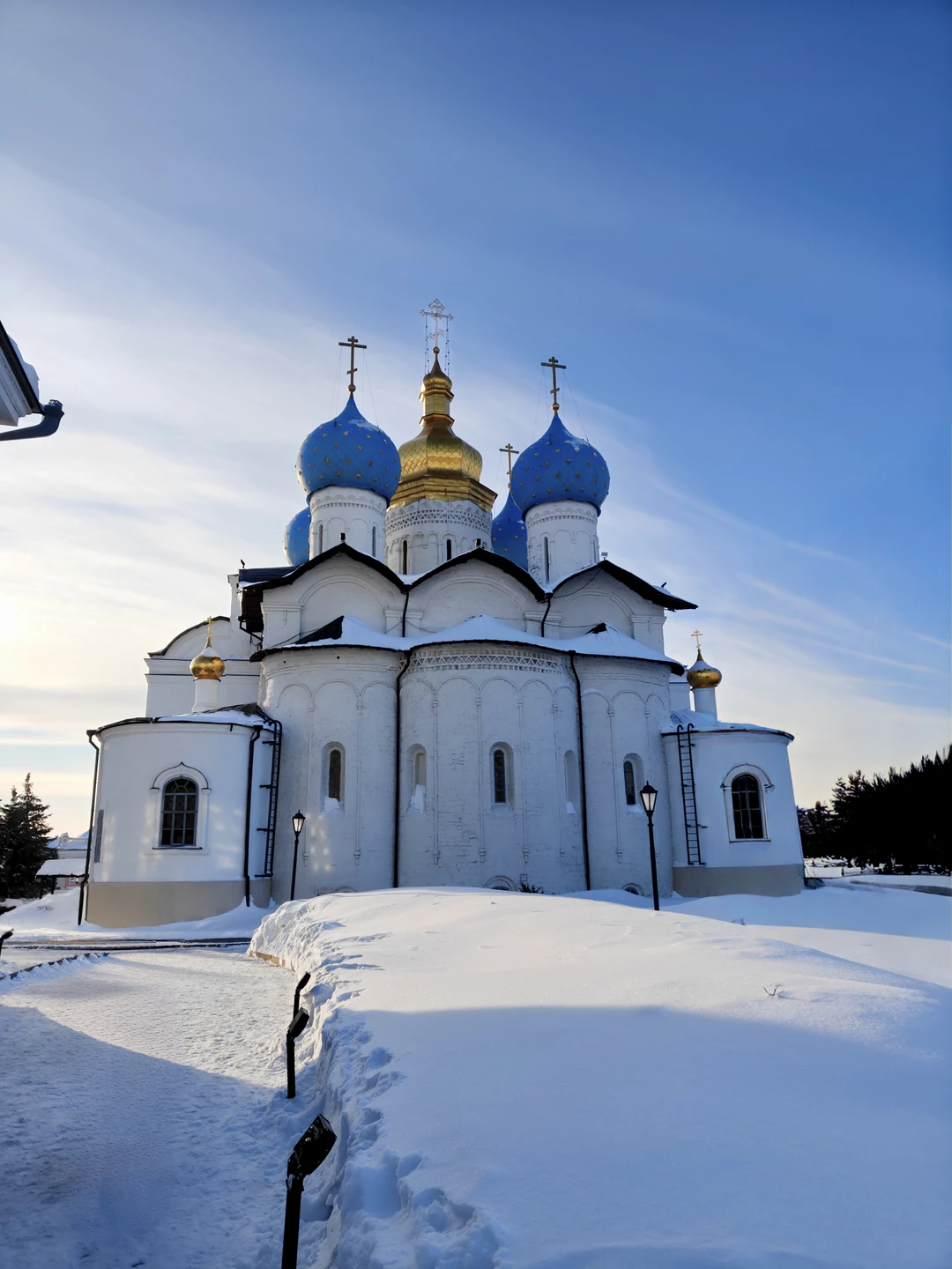 Очень хорошая экскурсия, Гульфия прекрасный экскурсовод. Посетили много интересных мест, получили большое количество информации, лёгкая и