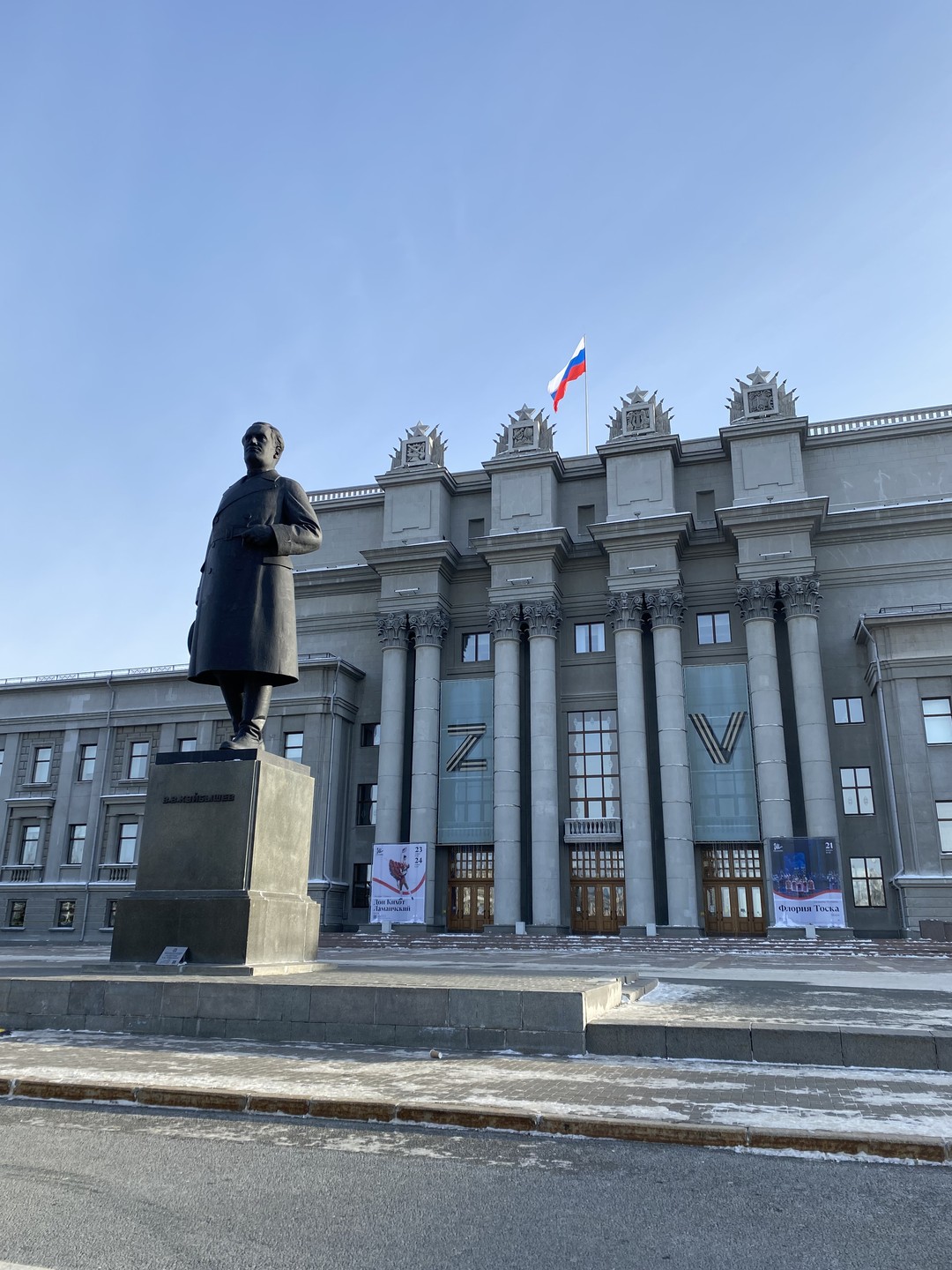 Потрясающая экскурсия, будет интересна не только влюбленным в театр, но все остальным, интересующимся историей города. После