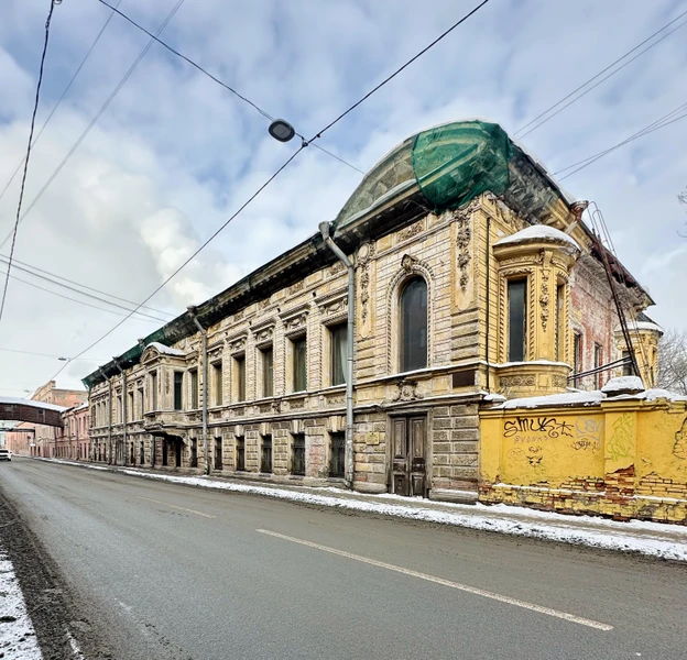 экскурсия подробная, познавательная, однако цена несколько завышена (с учетом обстоятельств). интересно было увидеть вживую интерьер из