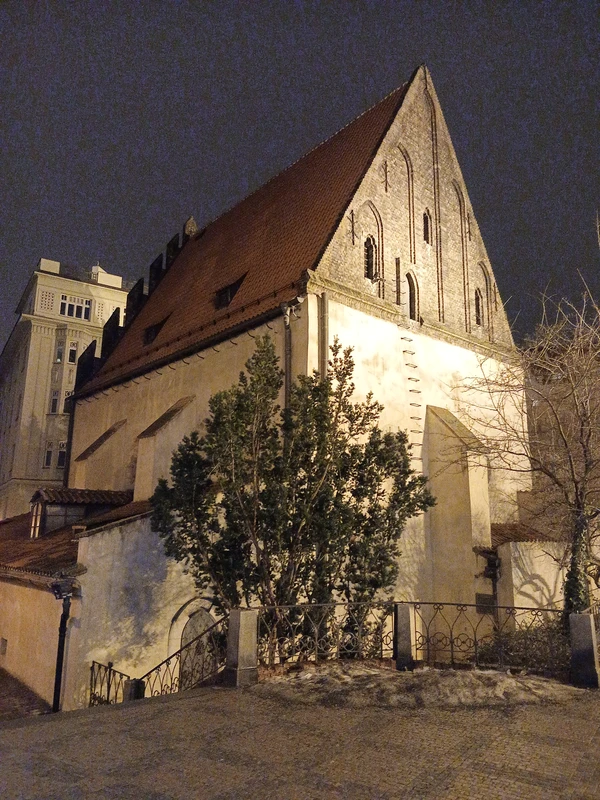 Знакомьтесь, Прага