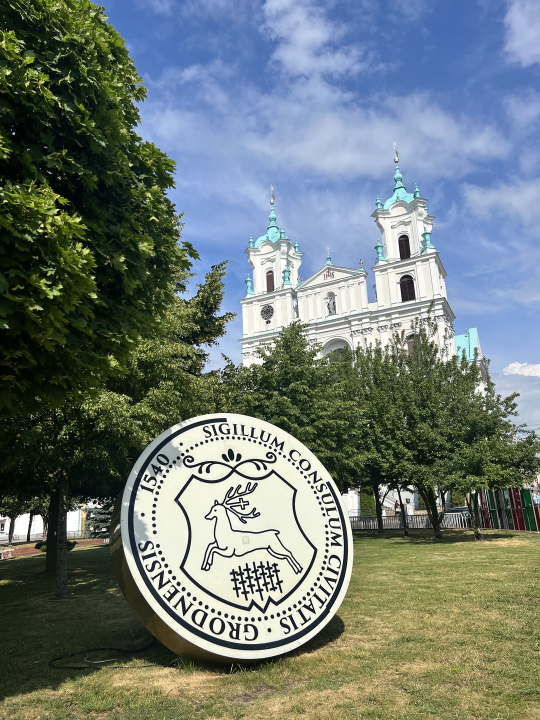 Огромное спасибо Дмитрию за организацию и проведение экскурсии, 12 часов пролетели незаметно! Комфортная поездка по живописным