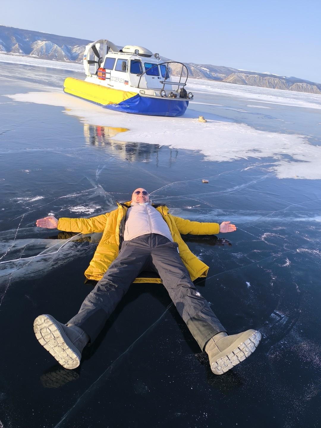 К ледовым гротам Ольхона с тревел-фотографом (Оксана)