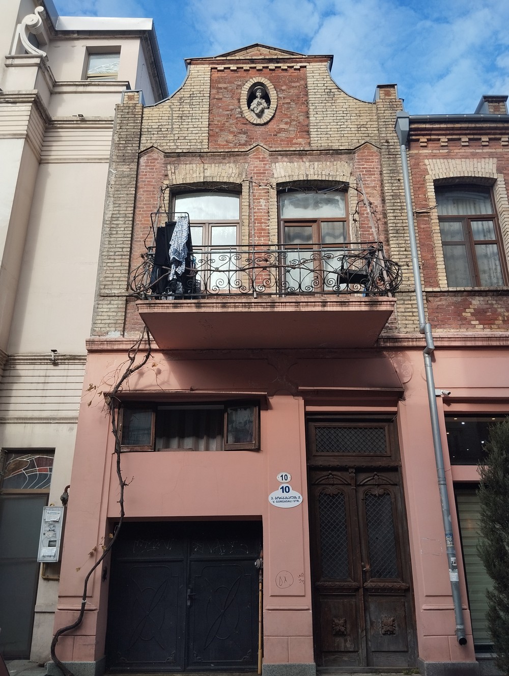 Фото Старый Батуми и грузинское кино