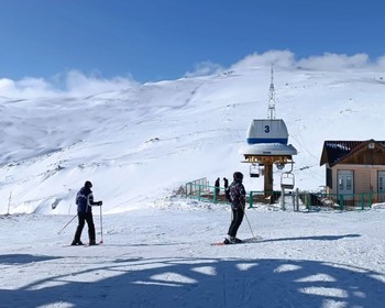 Покорение склонов, экскурсия в монастырь Кечарис