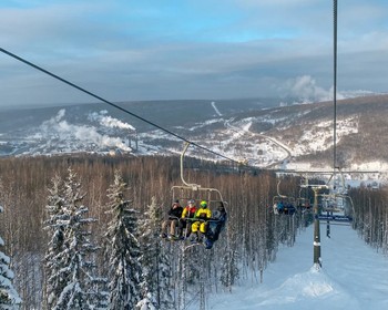 Покоряем склоны и греемся в баньке