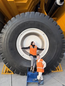 Фото отзыва 1: экскурсия "Групповая экскурсия на легендарный завод БелАЗ из Минска"