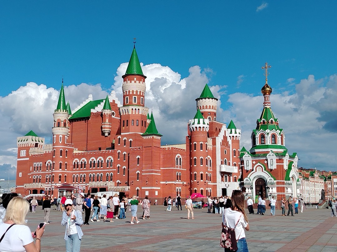Отлично проведённый день, очень информативный, красочный и яркий на эмоции! Ожидания полностью оправдались. Гид Рустем легко