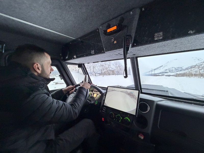 Потрясающее приключение и незабываемый опыт! Мы путешественники из Китая, нас всего 6 человек, и для Олега