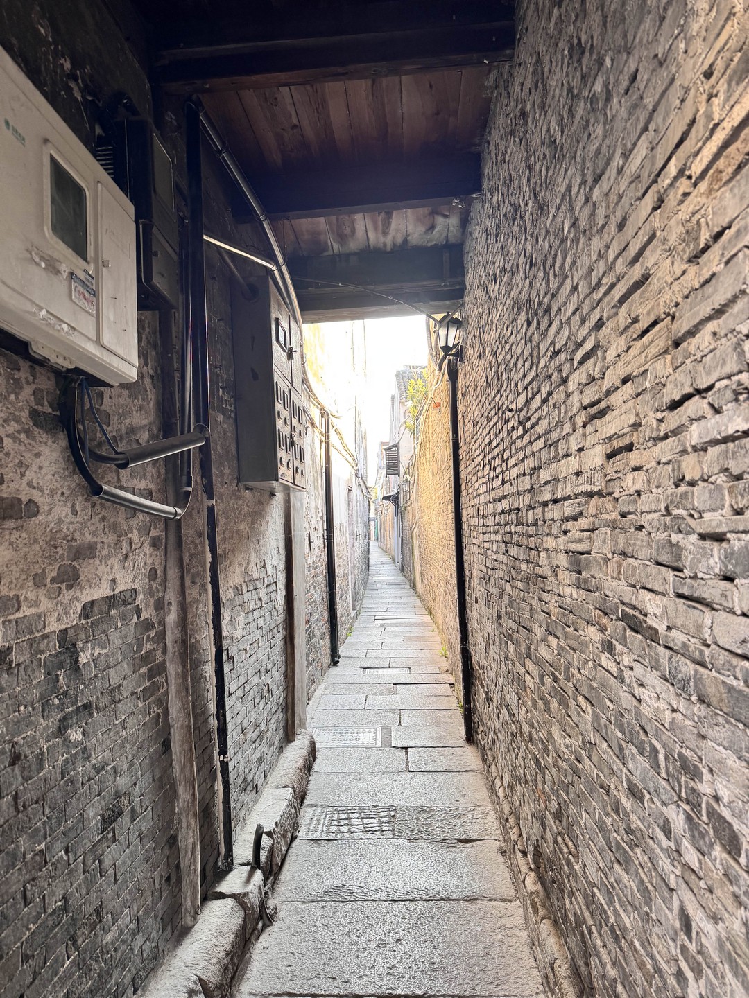 С нами была гид Ольга, нам все очень понравилось, приехали вовремя, комфортабельный авто, было интересно во