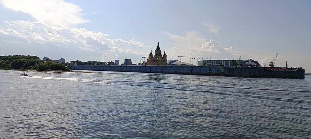 Рождественская улица и теплоходная прогулка за 1 день (Максим)