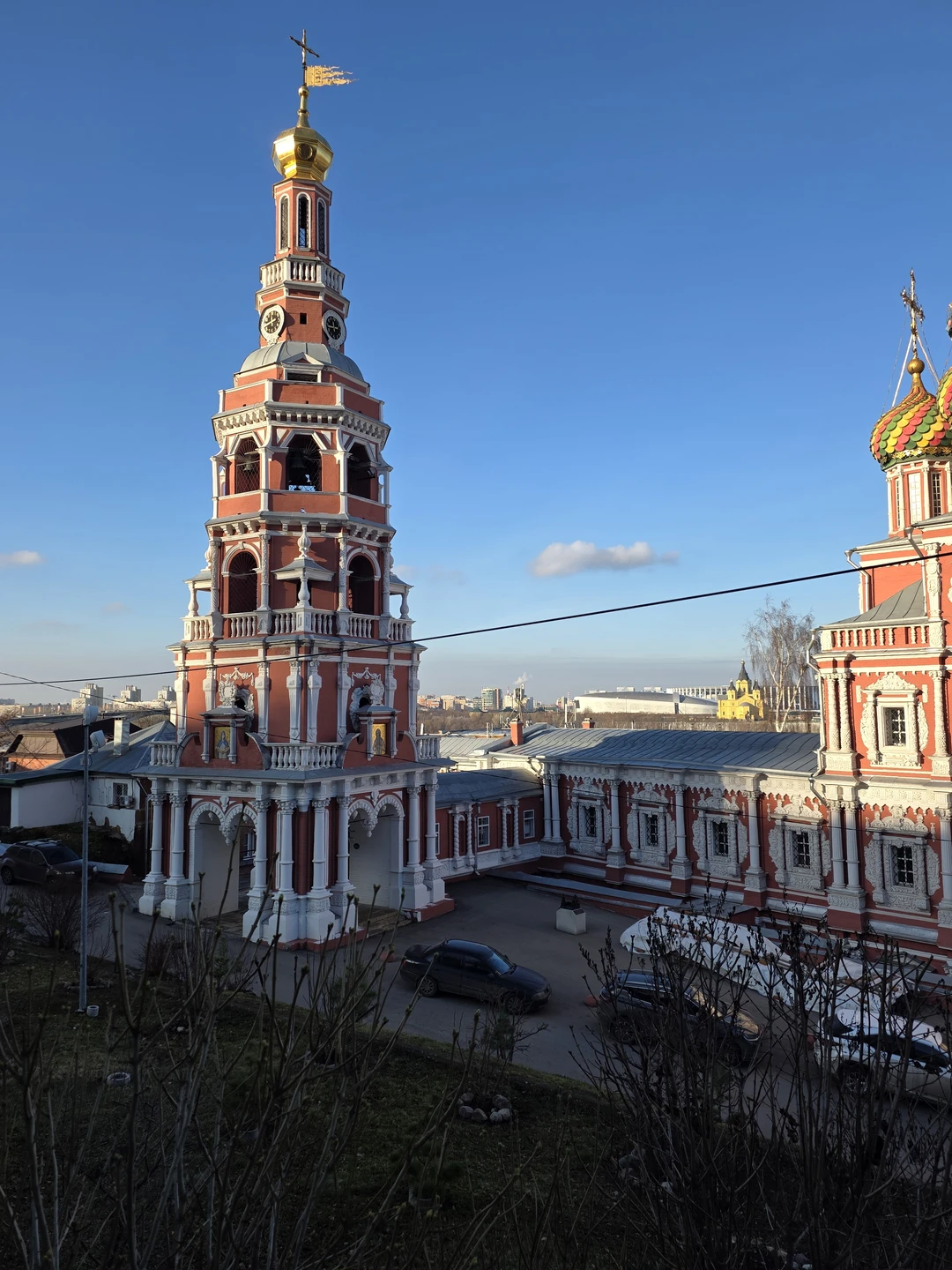 Экскурсия по Нижнему Новгороду оказалась невероятно интересной благодаря нашему экскурсоводу Байкову Станиславу. Он рассказывал настолько увлекательно