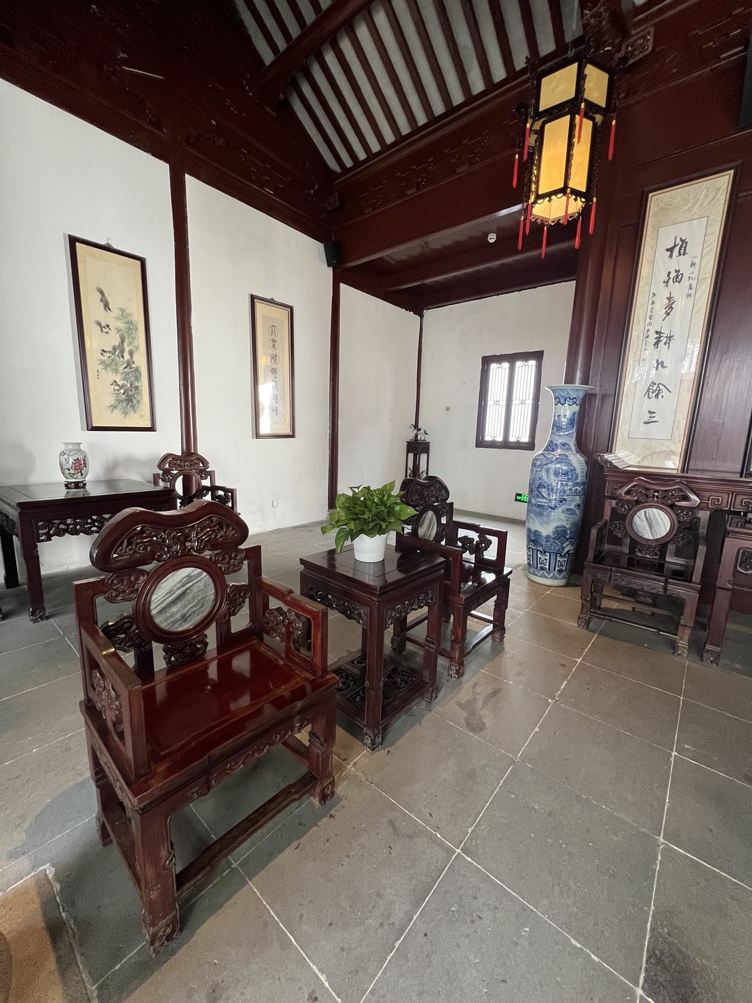 Экскурсия очень понравилась, гид очень внимательна и отвечает на все вопросы подробно, очень приятная в общении,