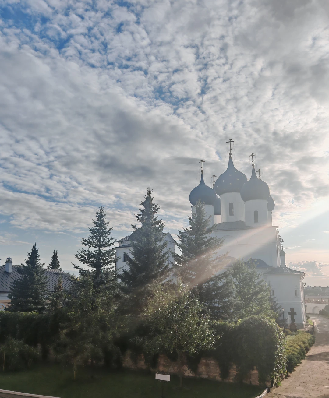 Прекрасный день. Посетили семьёй Серпухов в сопровождении Алины