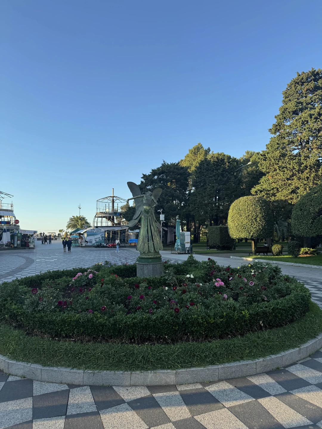 Экскурсия была невероятно насыщенной и интересной! Мы увидели буквально всё, что хотели — от известных достопримечательностей