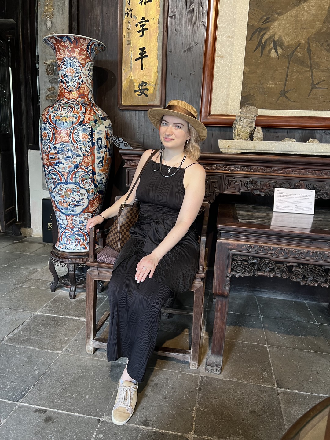 Экскурсия очень понравилась, гид очень внимательна и отвечает на все вопросы подробно, очень приятная в общении,