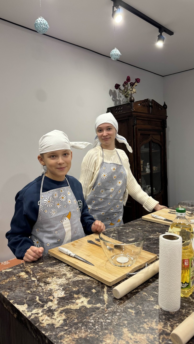 Мастер-класс по приготовлению чак-чака, чаепитие и фотосессия в национальных костюмах (Ольга)
