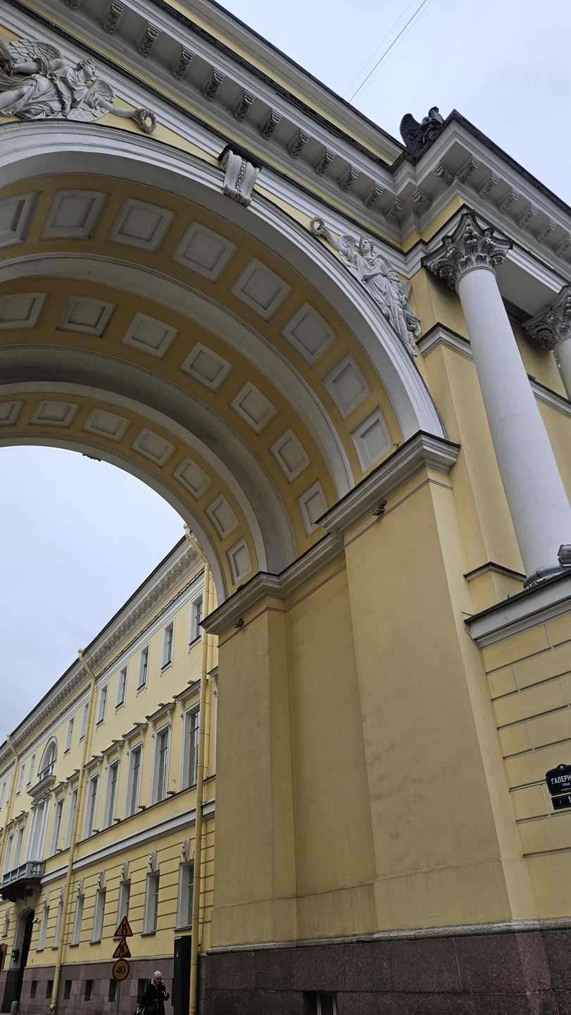 Иммерсивная прогулка по центру Петербурга (Анна)