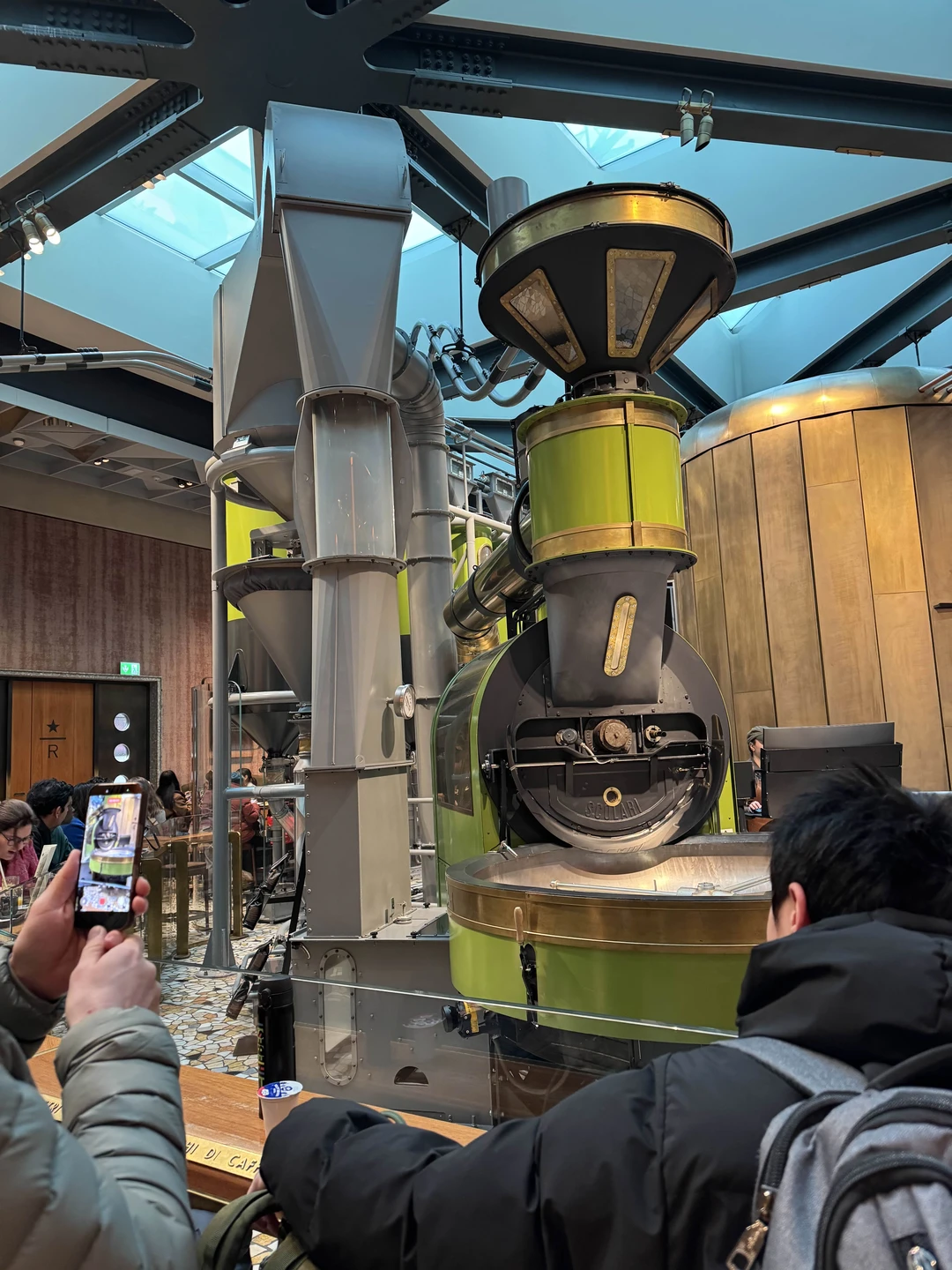 Были на экскурсии по Милану с гидом Артуром, остались довольны