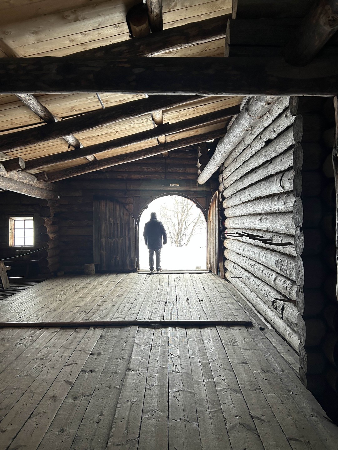 Были на Кижах 24.01.26. Понравилось,но замерзли,хотя было не очень морозно. Одеваться надо потеплее. И конечно хотелось