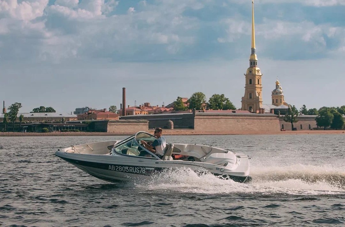 Экскурсия Прогулка на частном катере по Петербургу