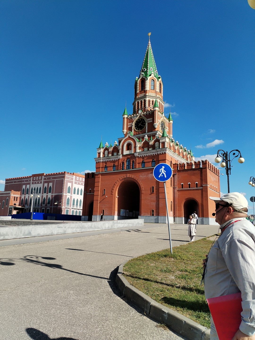 Спасибо за очень интересную экскурсию, она оказалась очень познавательной. Прекрасно организованная поездка в очень красивый город,