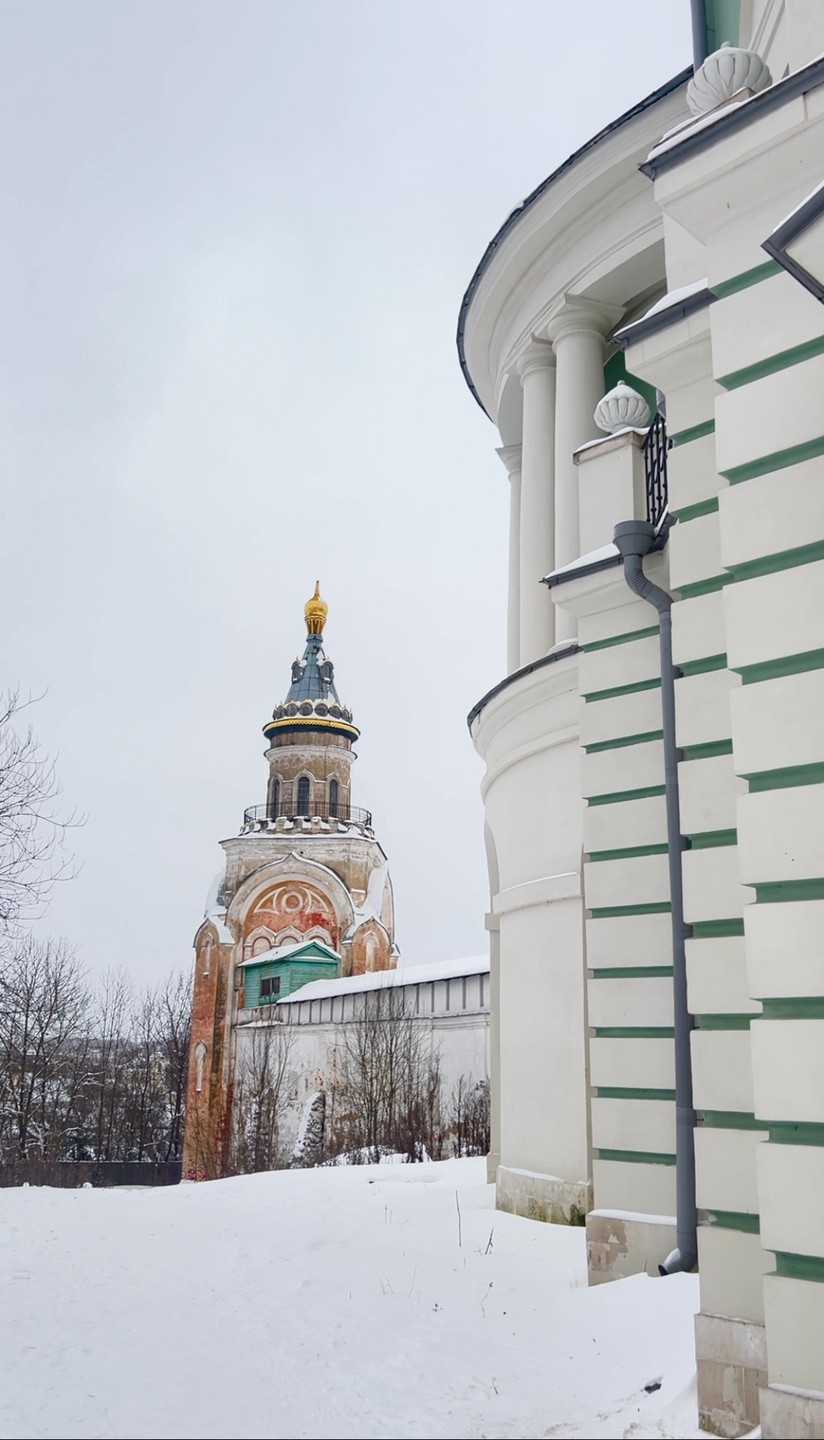 В Торжок приехали случайно. За 40 минут до начала забронировали экскурсию. Илья быстро откликнулся и был вовремя