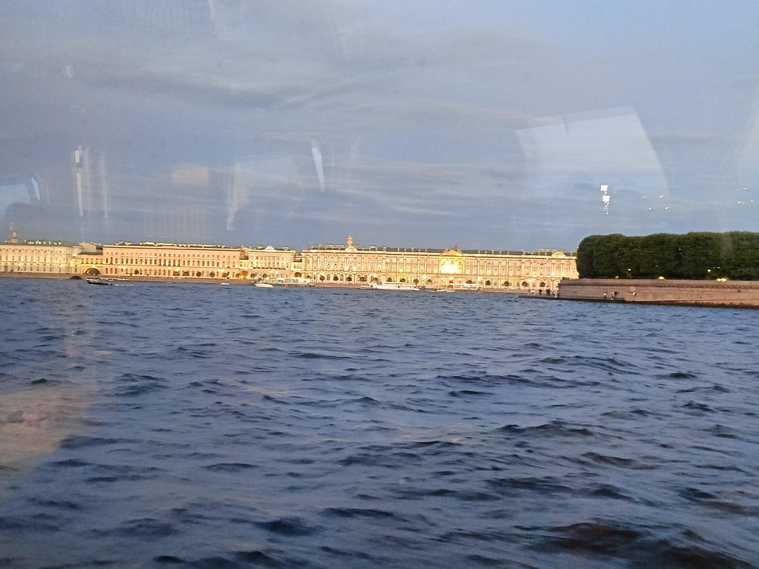 Теплоходная прогулка по Неве и Финскому заливу - на закате под живую музыку (Светлана)