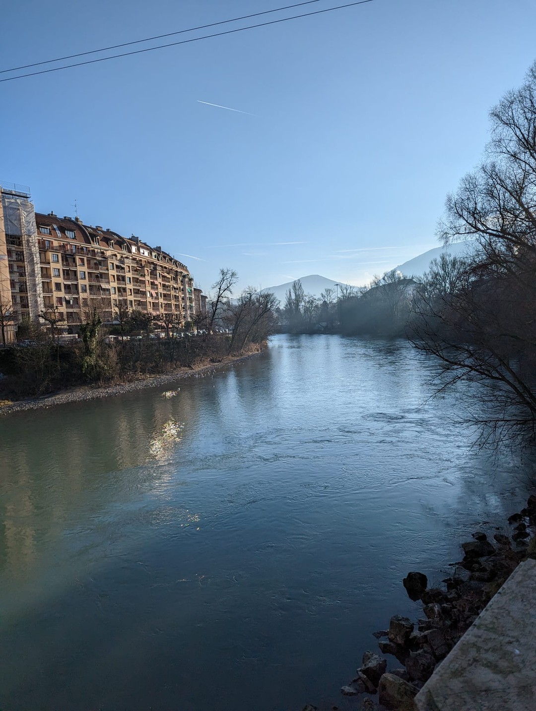 Прекрасная прогулка по старинному району Женевы - Каружу в сопровождении гида Дарьи, которая заражает своим энтузиазмом