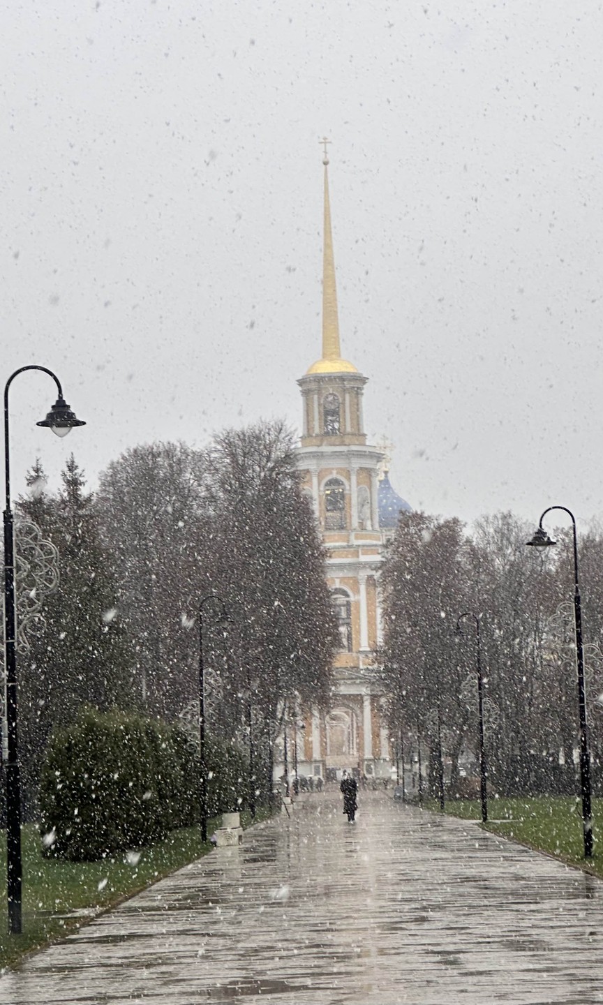 Арсений прекрасно разбавил нам снежный серый день рязанскими историями, легендами и рассказами. Познавательно, без лишней воды