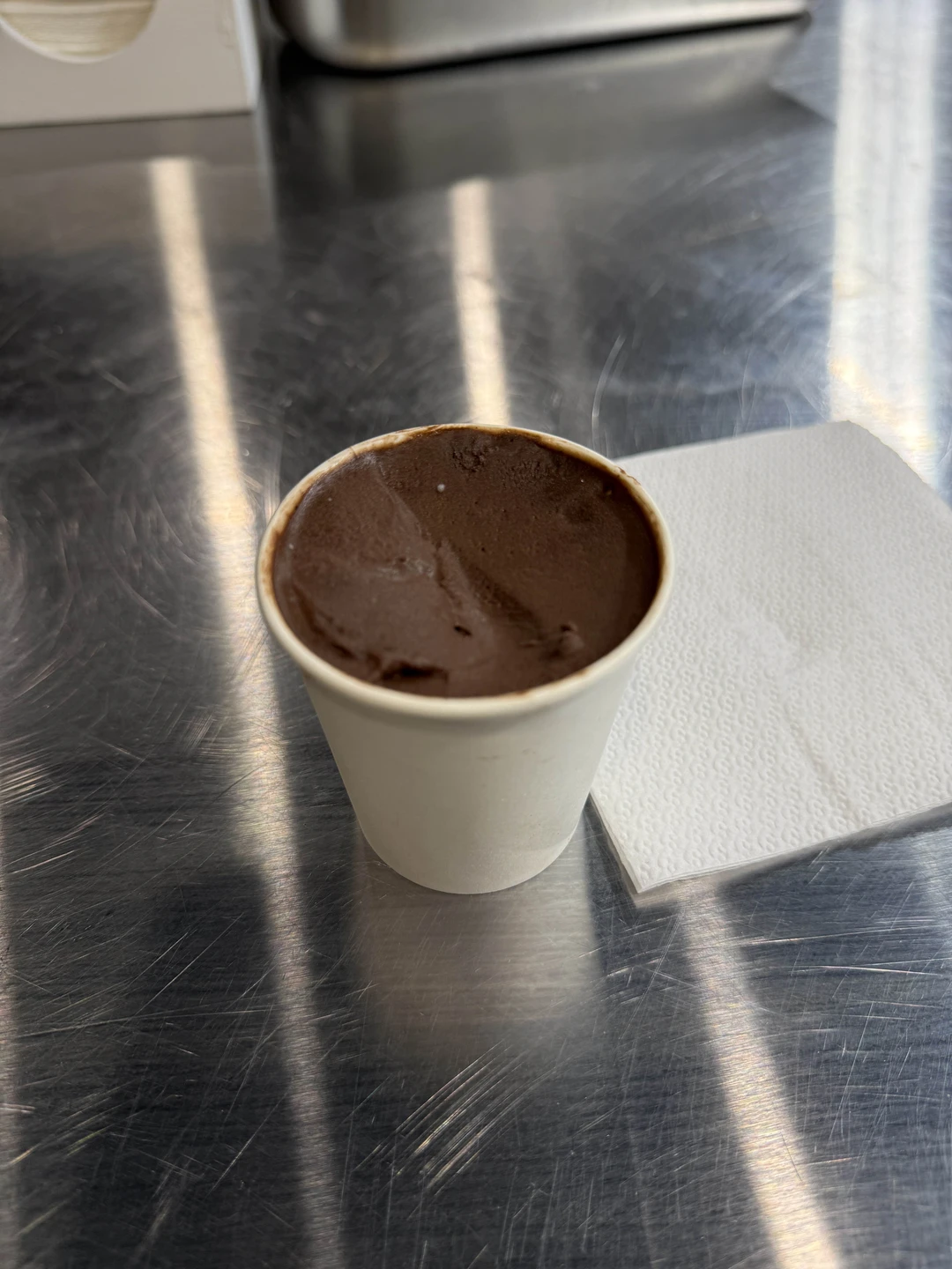 Отличная экскурсия, интересно и детям и взрослым. Очень вкусное мороженое, даже много)