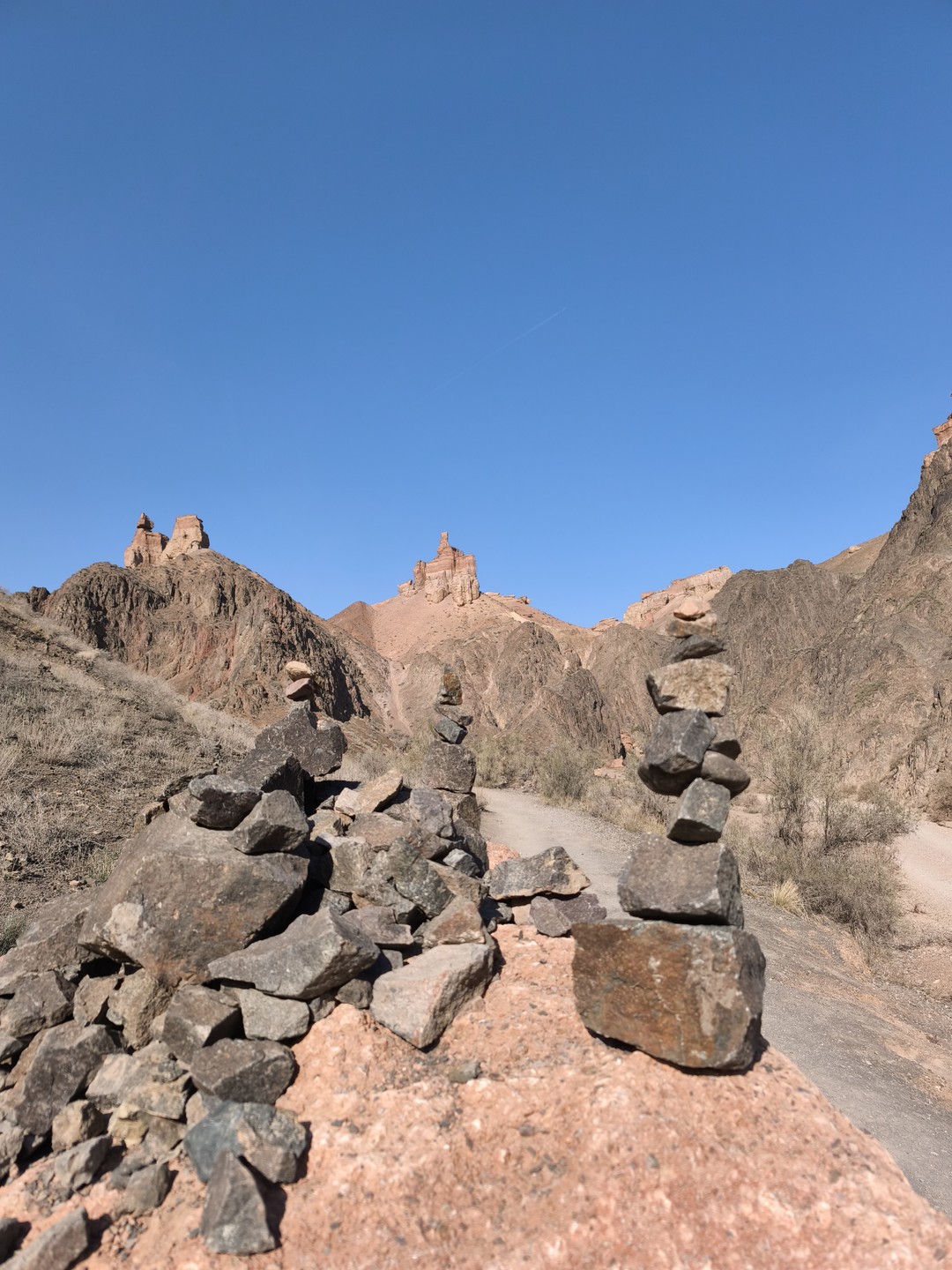 Прекрасный маршрут, насладились каждым моментом во всех локациях. Отдельная благодарность водителю Серику за дружелюбный прием