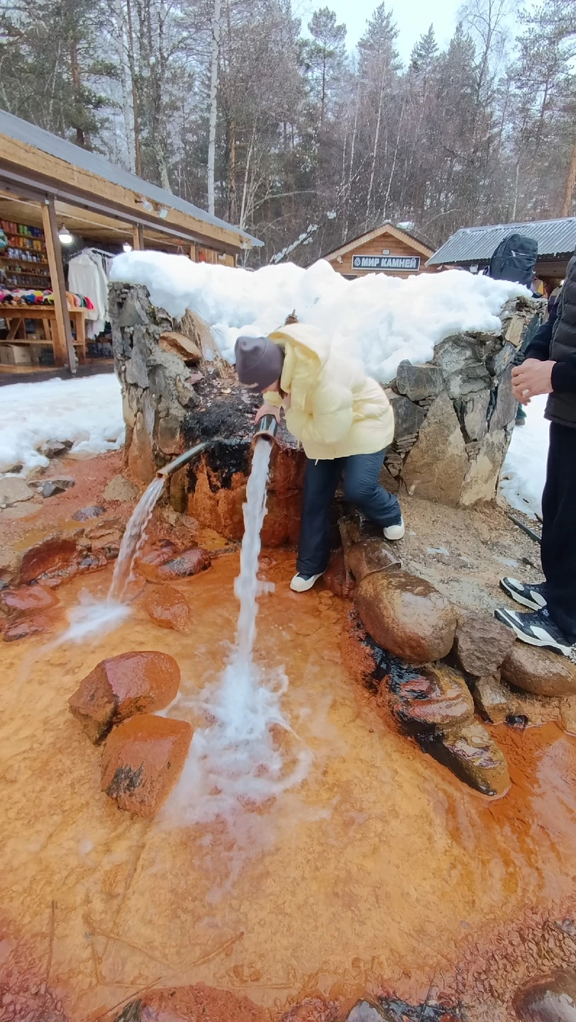 Если вы закажете экскурсию на Эльбрус с прекрасным гидом Борисом - будьте уверены вас окружат заботой