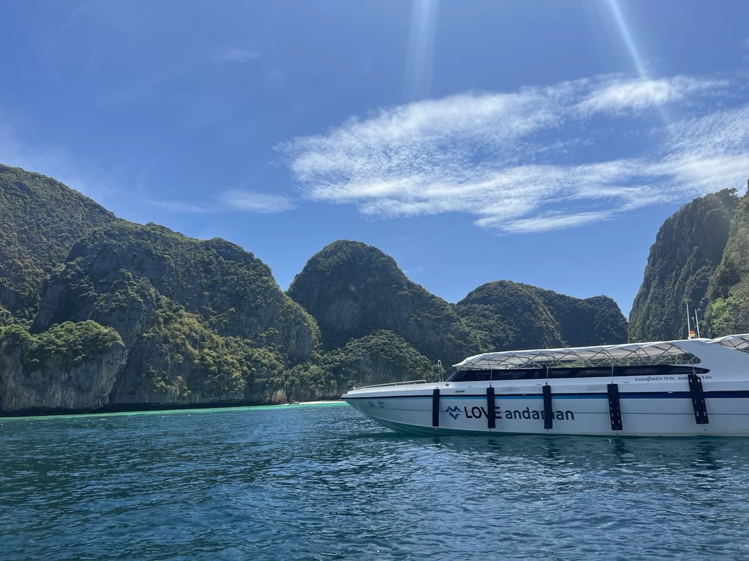 Вторая экскурсия у Тимура, которая тоже прошла великолепно. Пожалуй даже лучше чем первая, насыщенная, прямо столько
