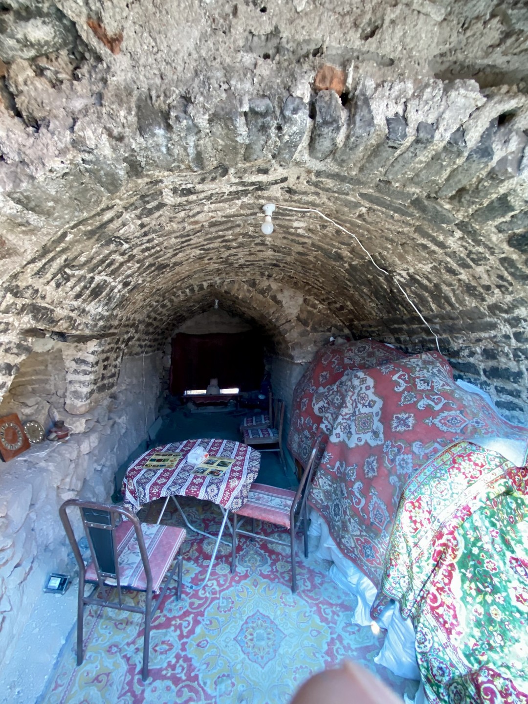 Спасибо Лене за прекрасную прогулку по старому району Конд! Все четко, во время. интересно! Рекомендую!