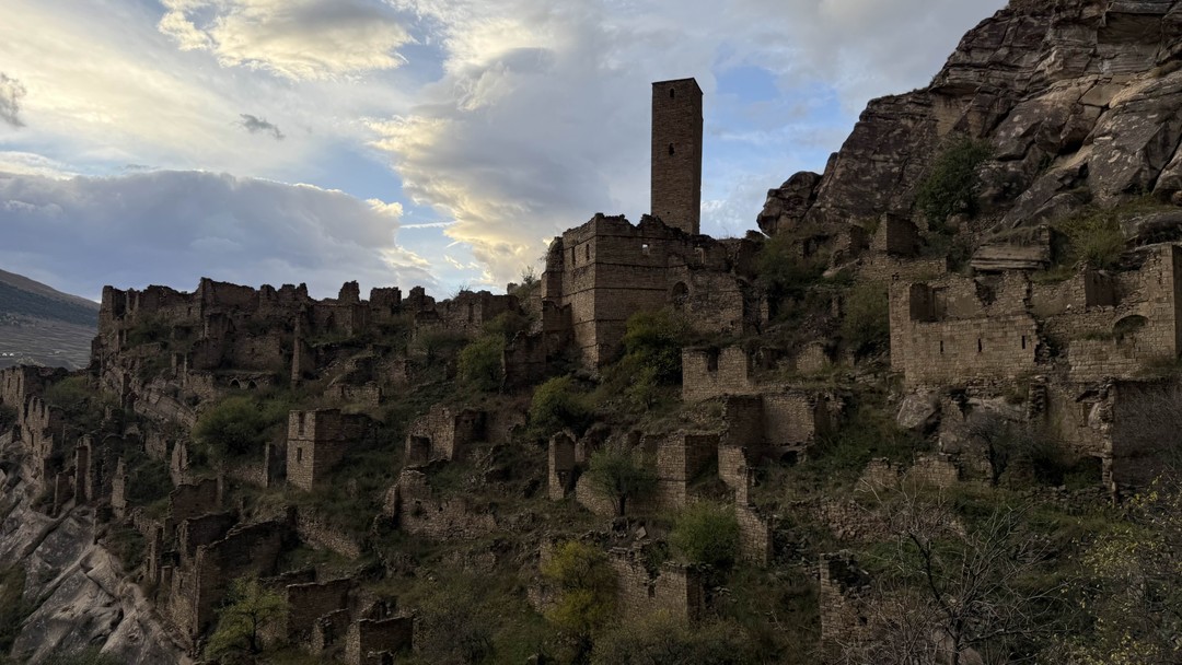 Маршрут составленный организатором поездки выше всяких похвал. Всё было великолепно. Питание на 5+