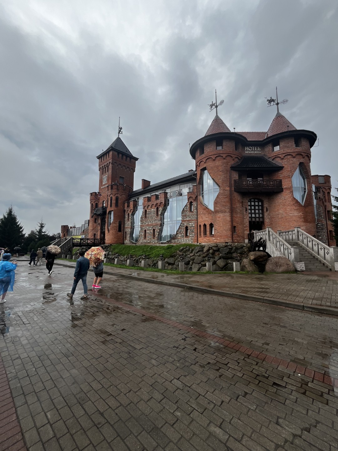 Утренняя Куршская коса, Зеленоградск и замок Нессельбек на автобусе (Наталья)