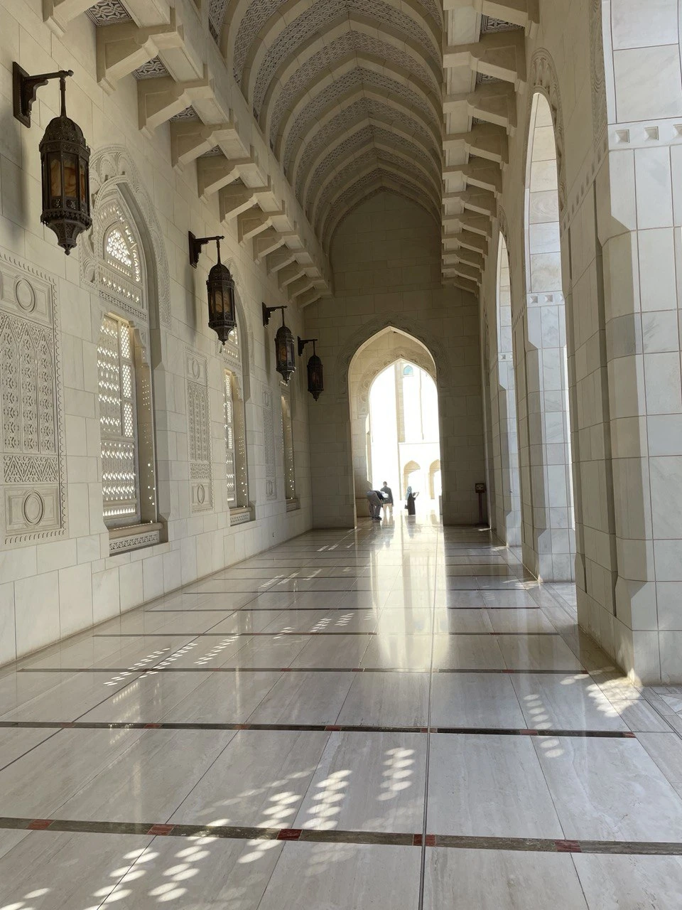 Отличная экскурсия, Алиса создала приятную и легкую атмосферу, благодаря чему время прошло насыщенно и незаметно. Посетили