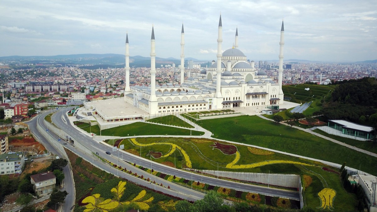 Дольче вита на берегах Босфора (2/14)