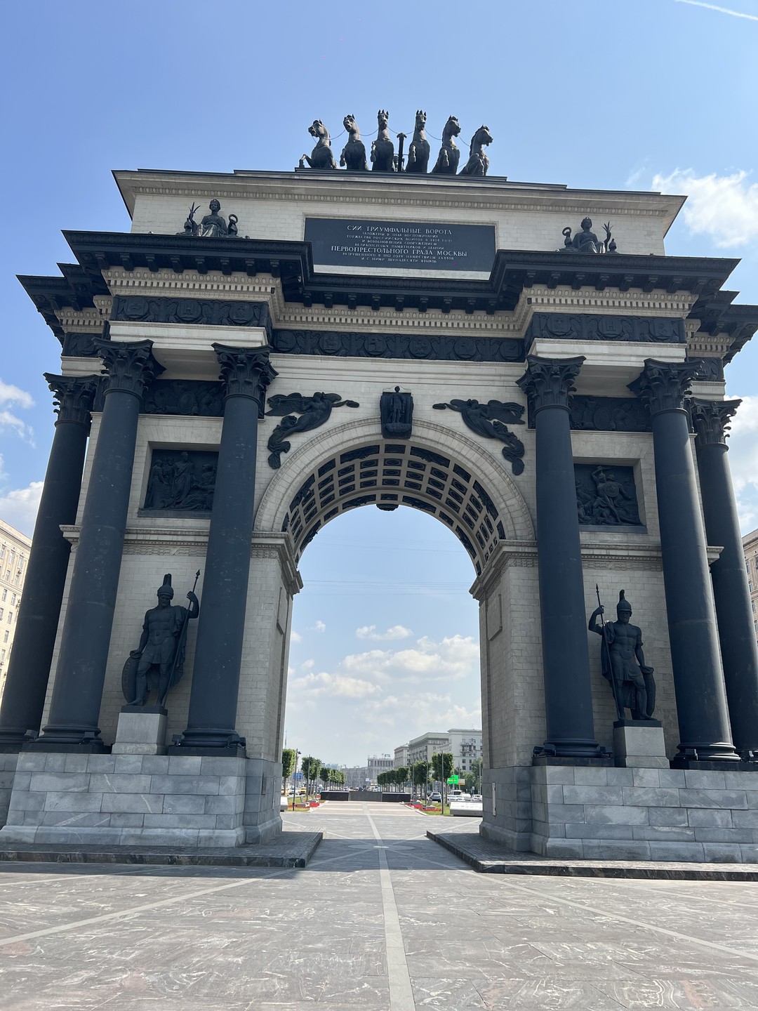 Очень понравилась экскурсия! Анастасия- блестящий профессионал и очень легкий в общении человек, очень интересно рассказывает, время