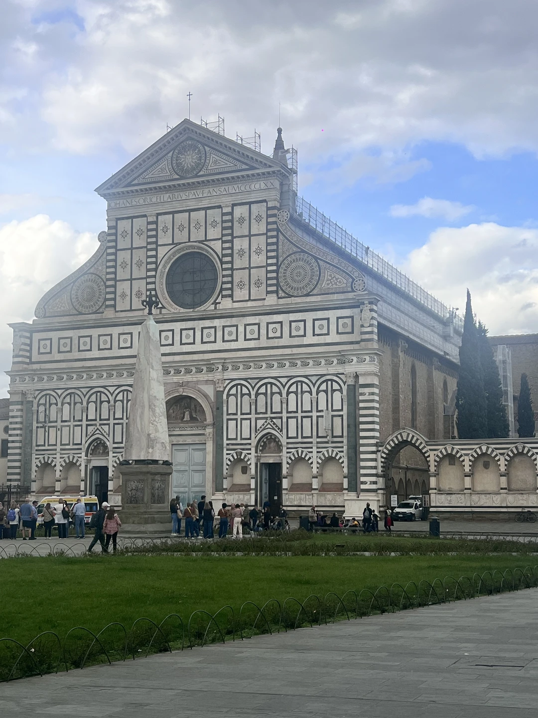 Понравилась очень экскурсия со Светланой. Очень интересно рассказывала, живо, интересные факты. Провела по улочкам Флоренции, узнали