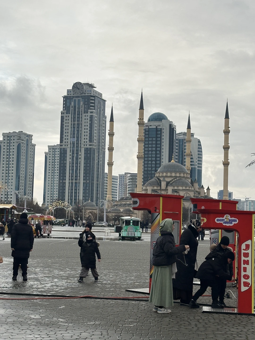 Ситуация повторилась: организатор сообщил мне, что на этот маршрут больше нет других туристов, только я одна