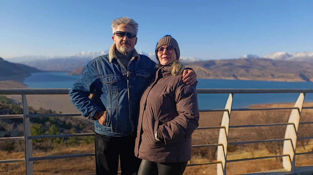 По отзывам нашла гида Эльдора в Ташкенте. Замечательный, внимательный, отзывчивый молодой человек. Еще до поездки списывалась