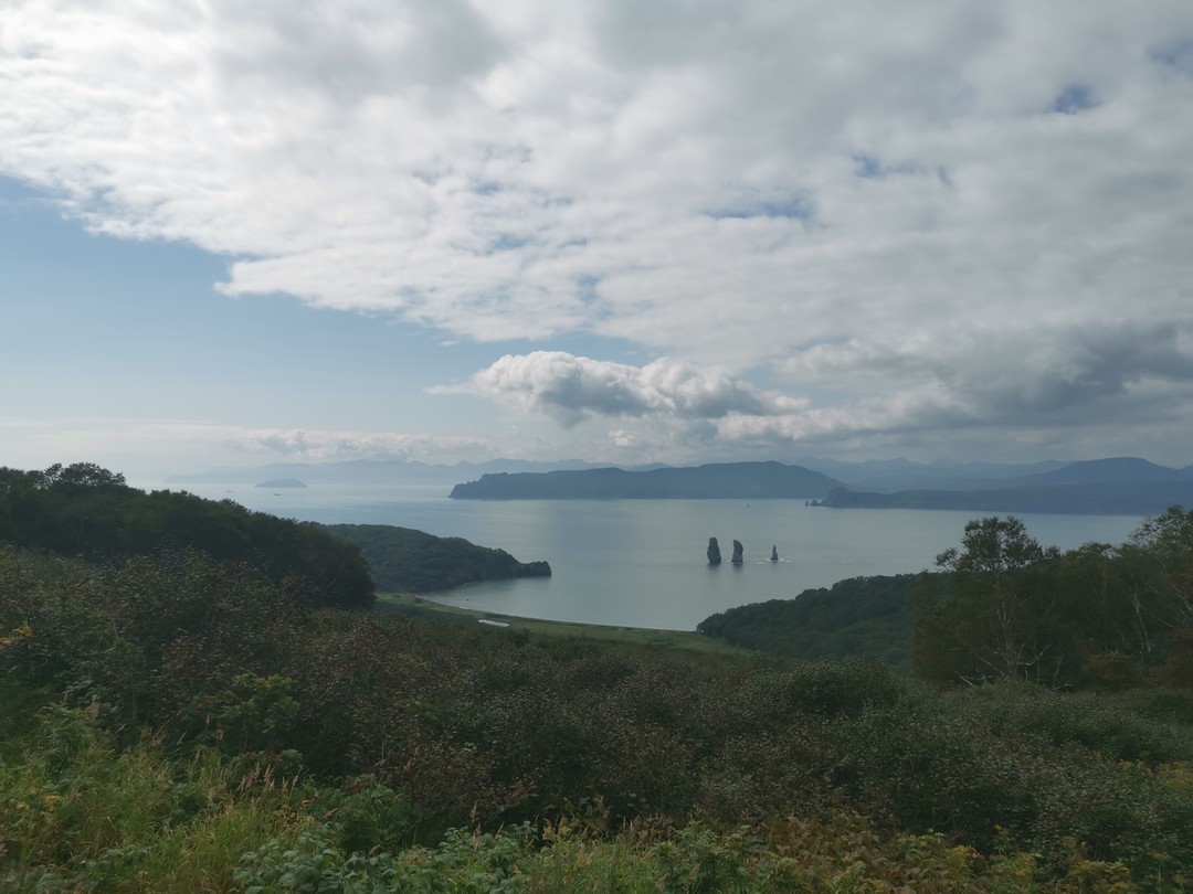 Огромное спасибо Дмитрию за насыщенную красотами поездку! Узнали много интересных фактов о Камчатке. Было много видовых остановок