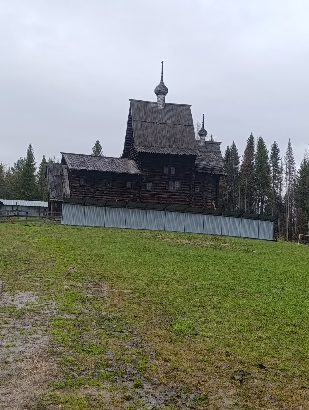 Идеальная организация трансферта до музея Хохловки. Диана предложила забронировать экскурсию по музею. Я очень благодарна ей