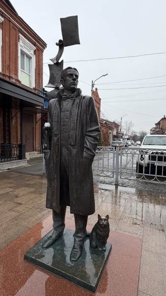 Хочу от всей души поблагодарить нашего гида за невероятную экскурсию по историческому центру Владикавказа!