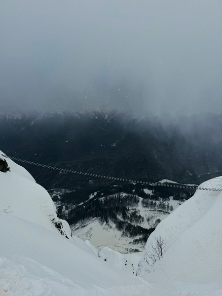 Мне безумно понравилась экскурсия! все, кто пишут, что Яков своеобразный-просто не понимают юмора. Он отличный экскурсовод